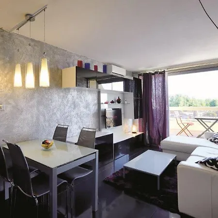 Maya - Heliopolis L 84 - Chic - 2 Personnes * Agde